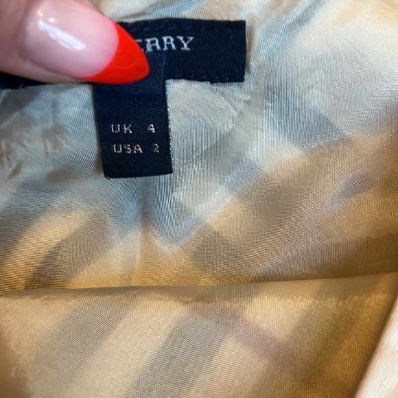 BURBERRY - MINI SKIRT - Picture 4 of 4